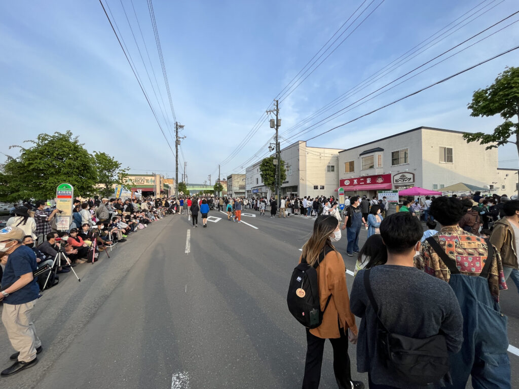 夕やけ市 混雑状況